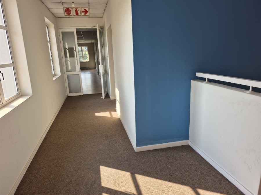 To Let commercial Property for Rent in Hyde Park Gauteng