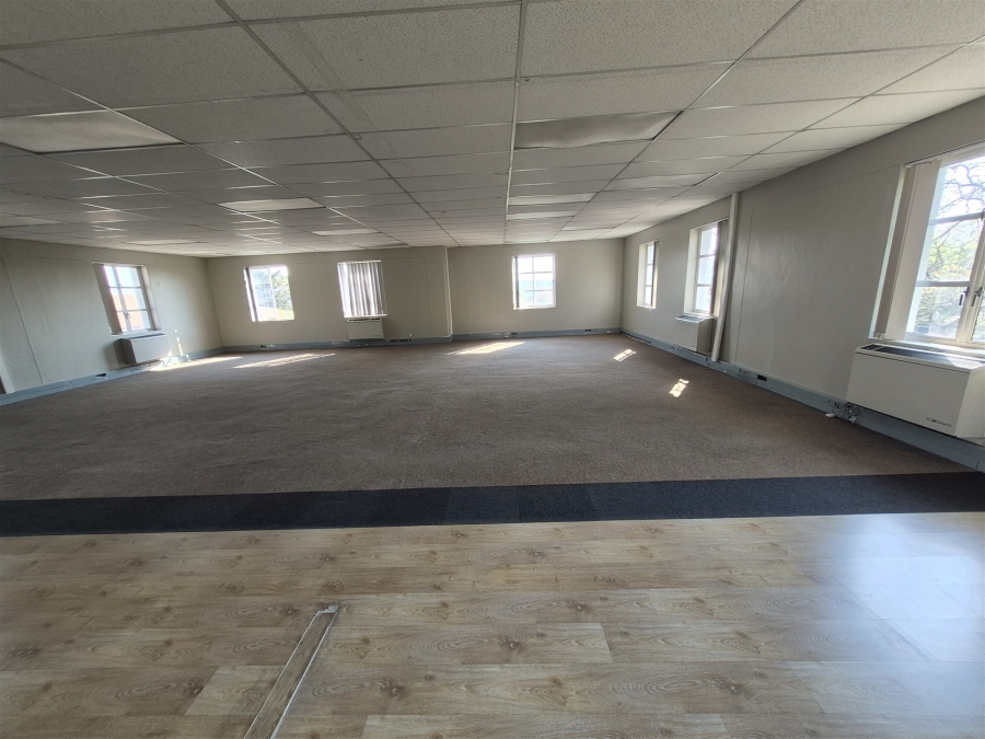 To Let commercial Property for Rent in Hyde Park Gauteng
