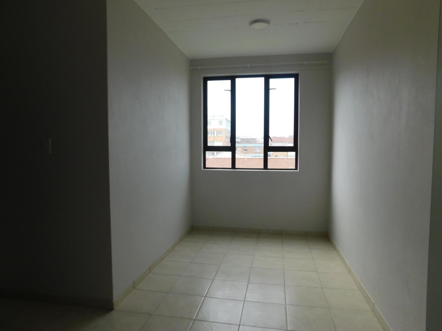 To Let 2 Bedroom Property for Rent in Johannesburg Central Gauteng