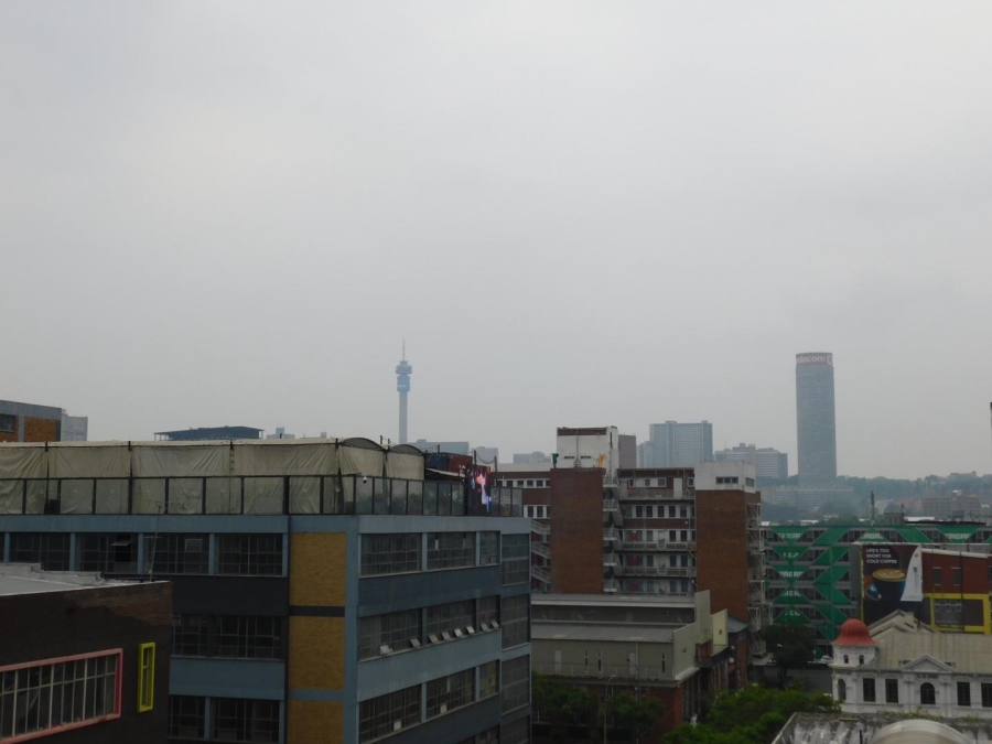 To Let 2 Bedroom Property for Rent in Johannesburg Central Gauteng