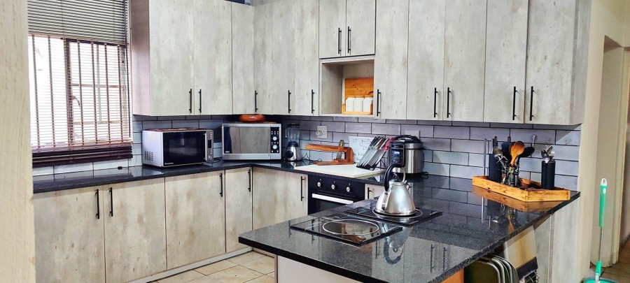 3 Bedroom Property for Sale in Bootha A H Gauteng