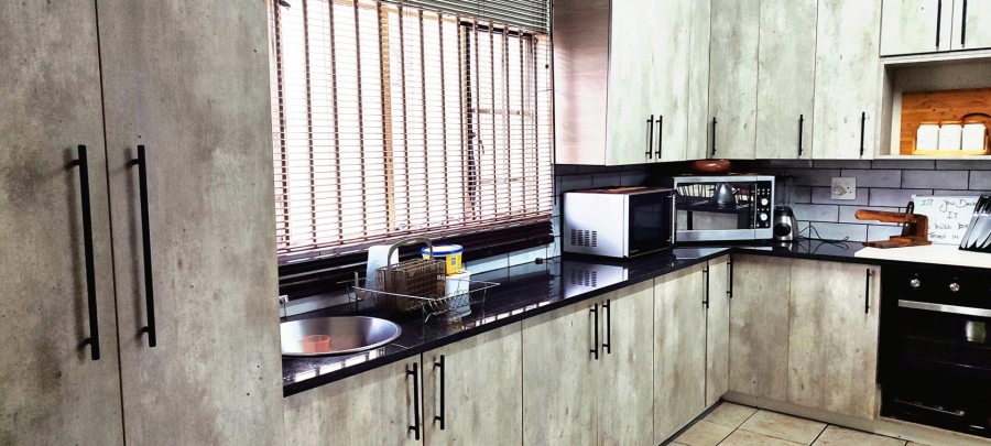 3 Bedroom Property for Sale in Bootha A H Gauteng