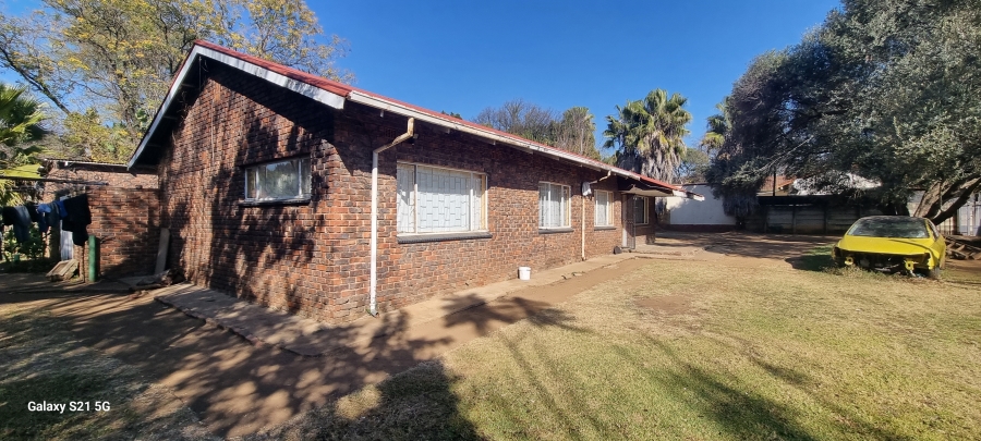 5 Bedroom Property for Sale in Hatfield Gauteng
