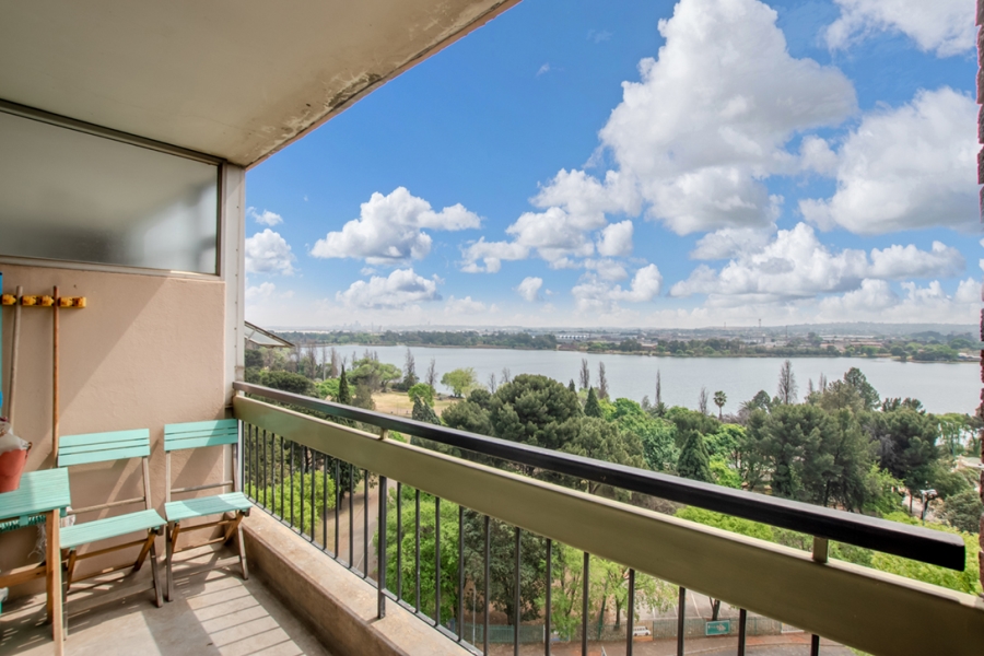 2 Bedroom Property for Sale in Denlee Gauteng