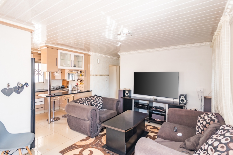 3 Bedroom Property for Sale in Protea Glen Gauteng