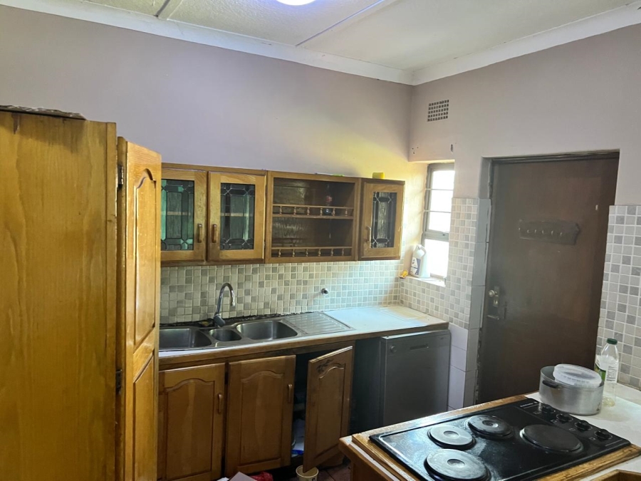 To Let 4 Bedroom Property for Rent in Rembrandt Park Gauteng