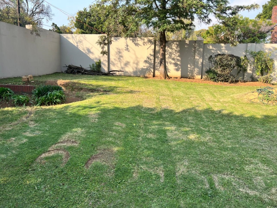 To Let 4 Bedroom Property for Rent in Rembrandt Park Gauteng