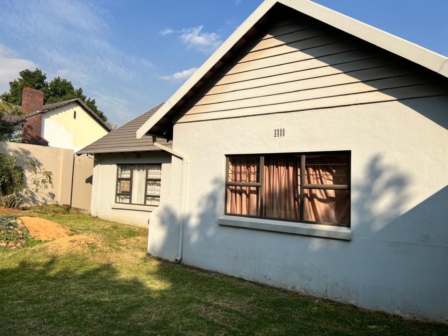 To Let 4 Bedroom Property for Rent in Rembrandt Park Gauteng