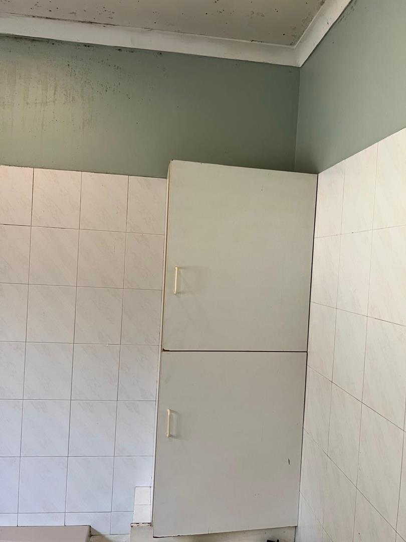 To Let 4 Bedroom Property for Rent in Rembrandt Park Gauteng