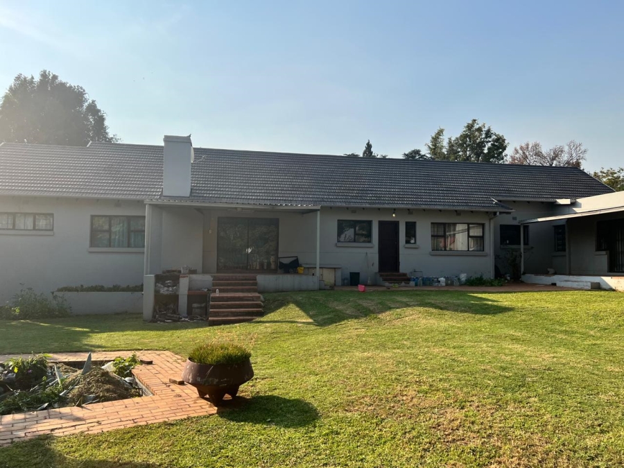 To Let 4 Bedroom Property for Rent in Rembrandt Park Gauteng