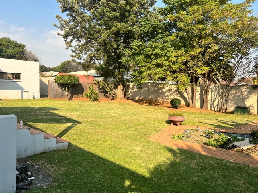 To Let 4 Bedroom Property for Rent in Rembrandt Park Gauteng
