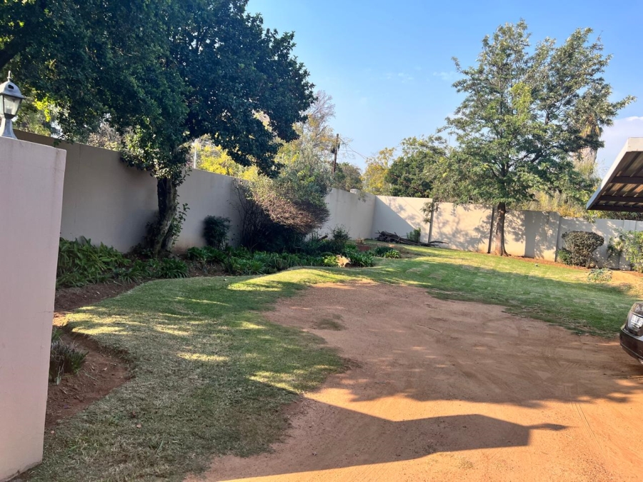 To Let 4 Bedroom Property for Rent in Rembrandt Park Gauteng