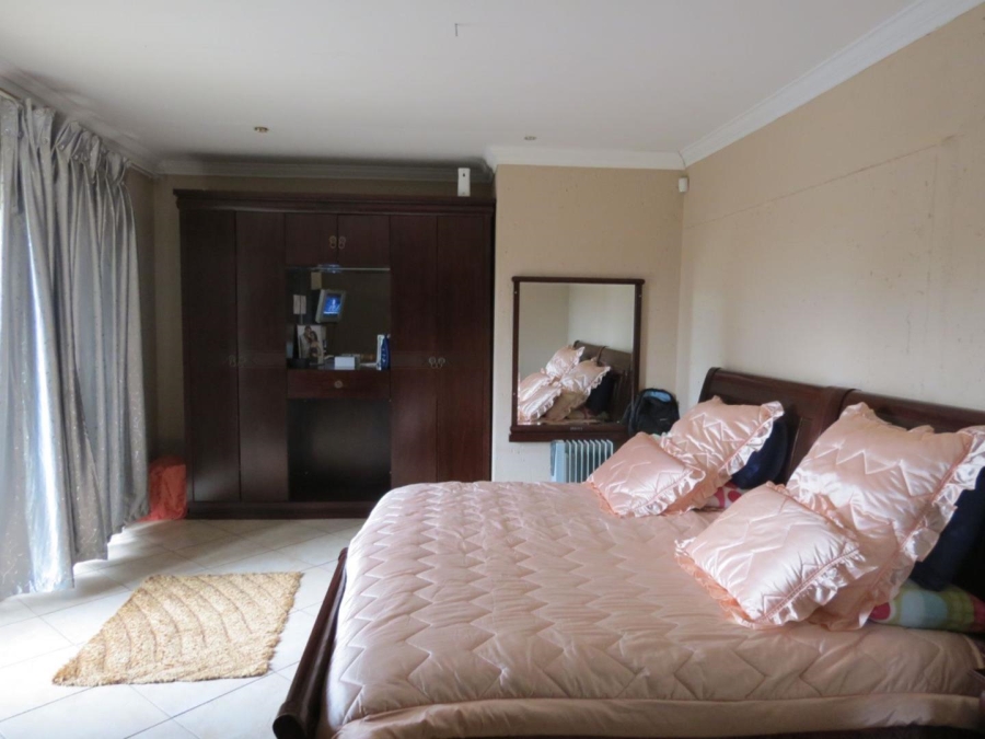 To Let 5 Bedroom Property for Rent in Pomona Gauteng