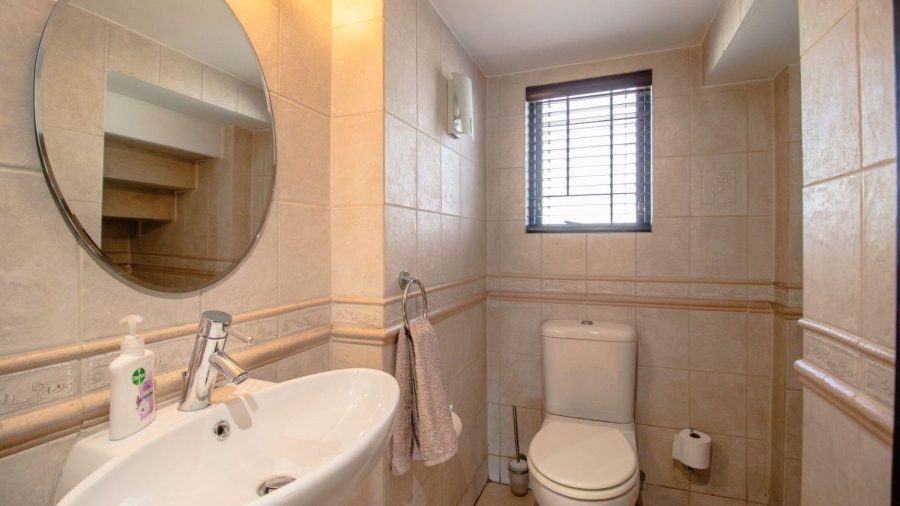 4 Bedroom Property for Sale in Dunvegan Gauteng