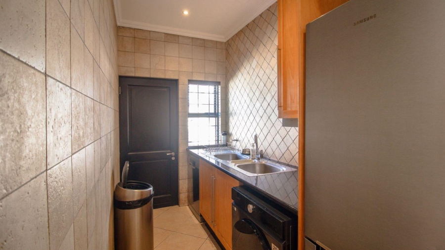 4 Bedroom Property for Sale in Dunvegan Gauteng