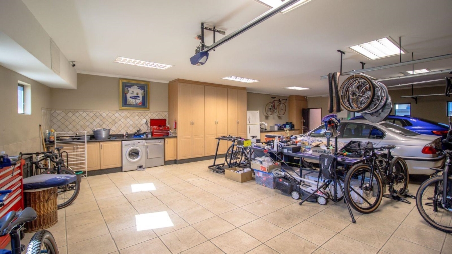 4 Bedroom Property for Sale in Dunvegan Gauteng