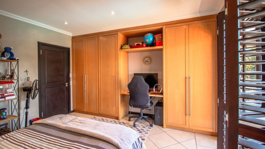 4 Bedroom Property for Sale in Dunvegan Gauteng