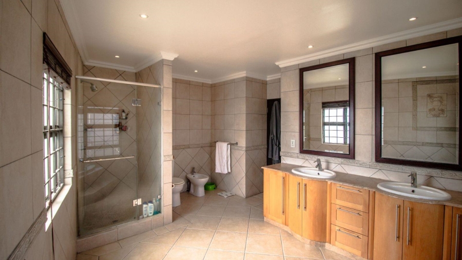 4 Bedroom Property for Sale in Dunvegan Gauteng