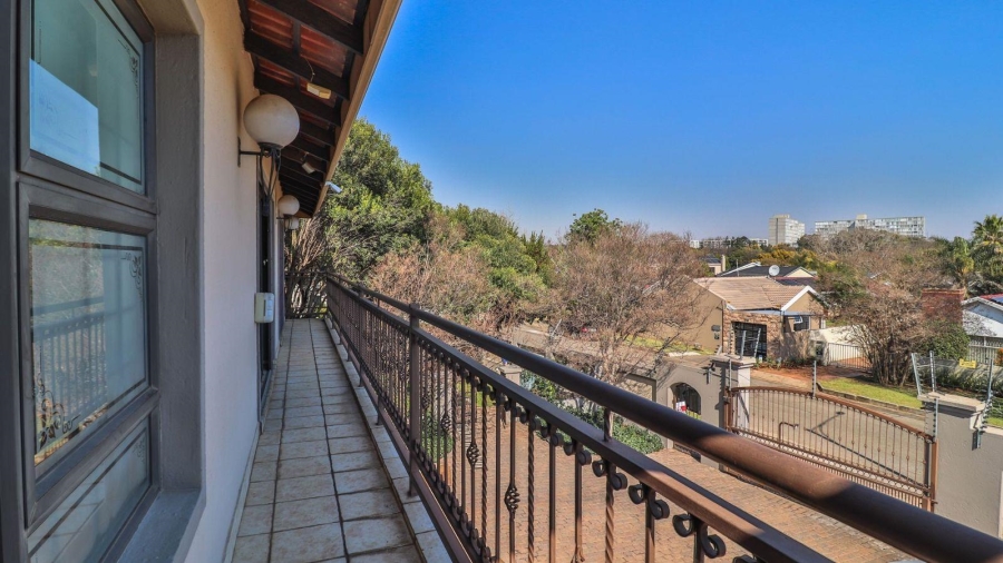 4 Bedroom Property for Sale in Dunvegan Gauteng