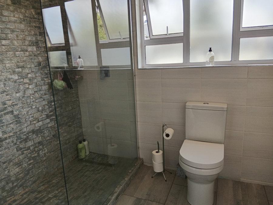 6 Bedroom Property for Sale in Dowerglen Gauteng