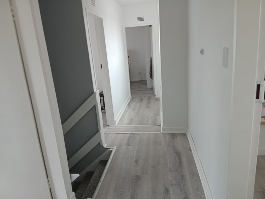 6 Bedroom Property for Sale in Dowerglen Gauteng