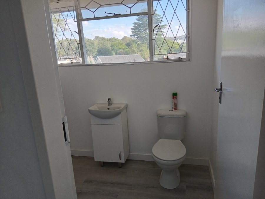 6 Bedroom Property for Sale in Dowerglen Gauteng