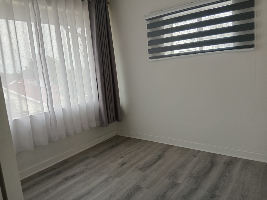 6 Bedroom Property for Sale in Dowerglen Gauteng