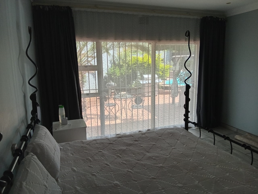 6 Bedroom Property for Sale in Dowerglen Gauteng