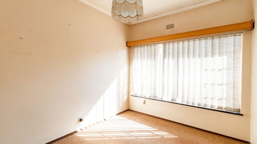 3 Bedroom Property for Sale in Glen Marais Gauteng
