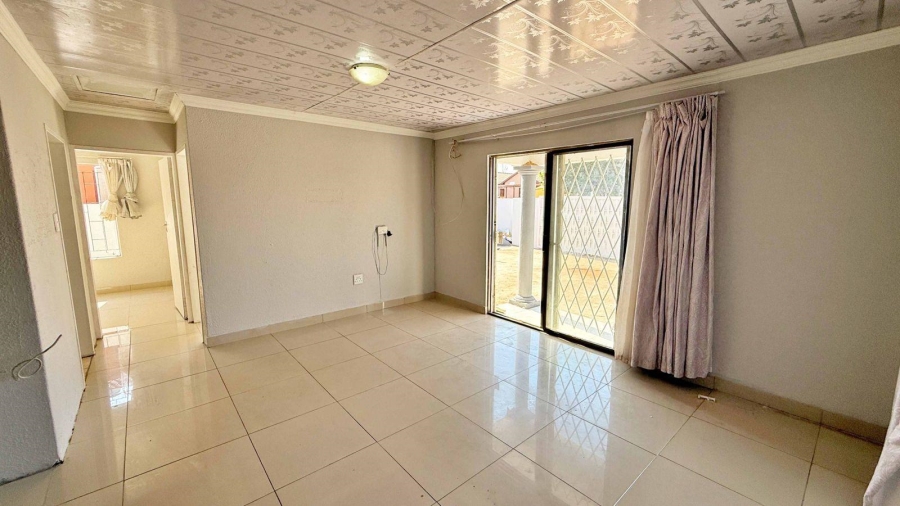 2 Bedroom Property for Sale in Soshanguve BB Gauteng