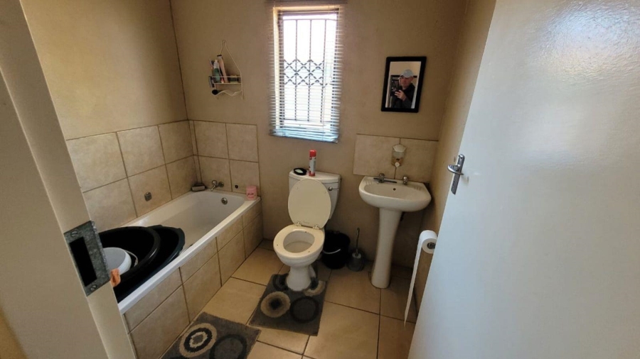 3 Bedroom Property for Sale in Soshanguve B Gauteng