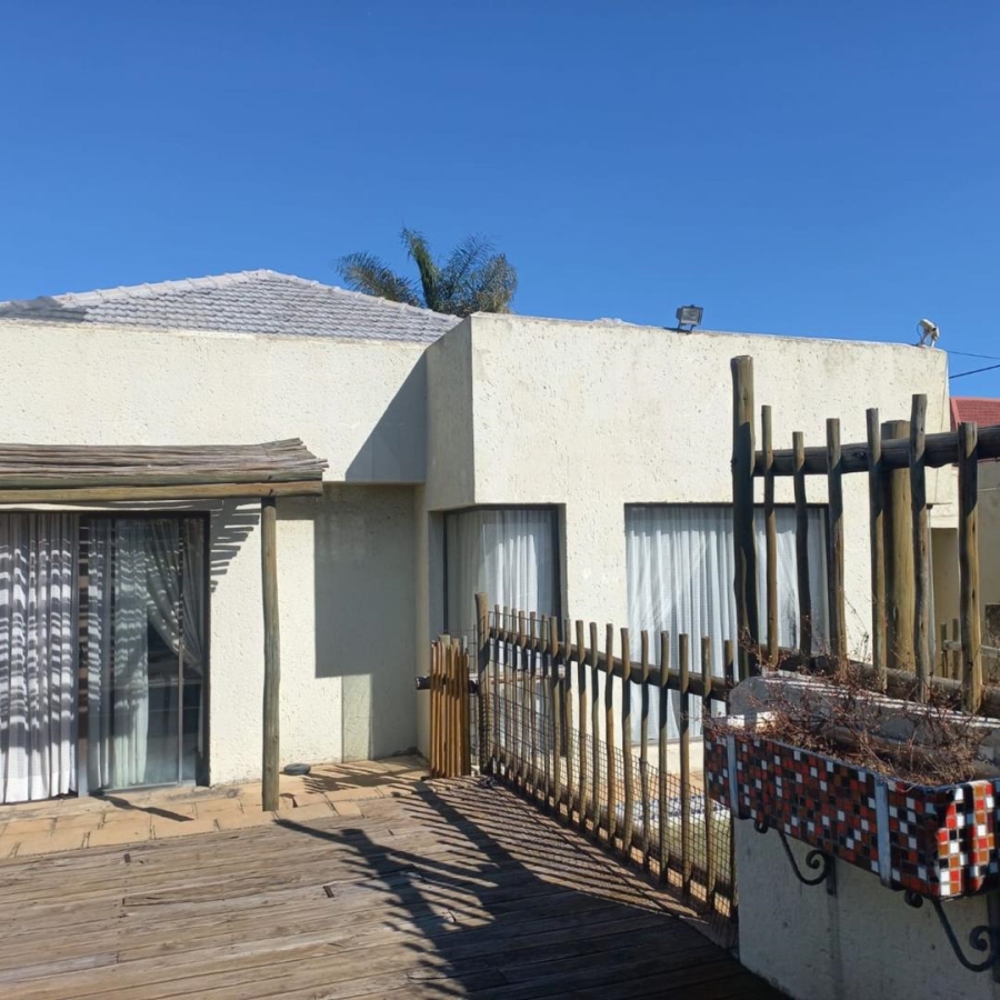 3 Bedroom Property for Sale in Orange Grove Gauteng