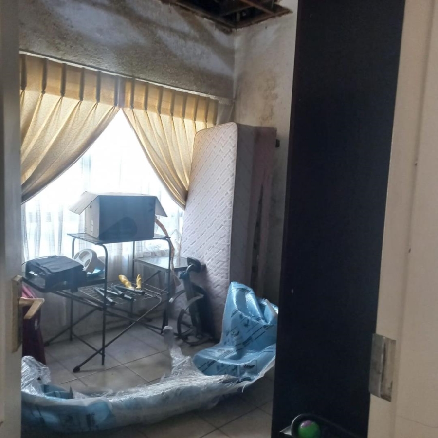 3 Bedroom Property for Sale in Orange Grove Gauteng