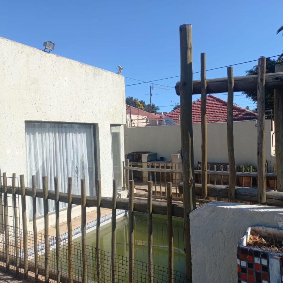3 Bedroom Property for Sale in Orange Grove Gauteng