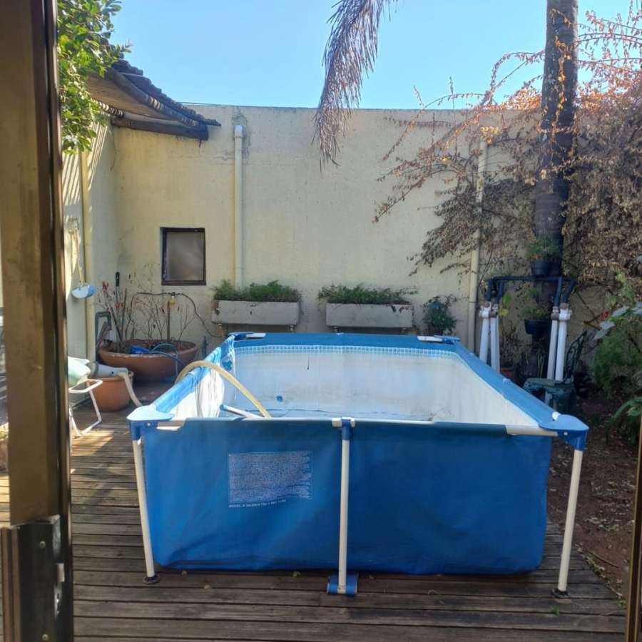 3 Bedroom Property for Sale in Orange Grove Gauteng