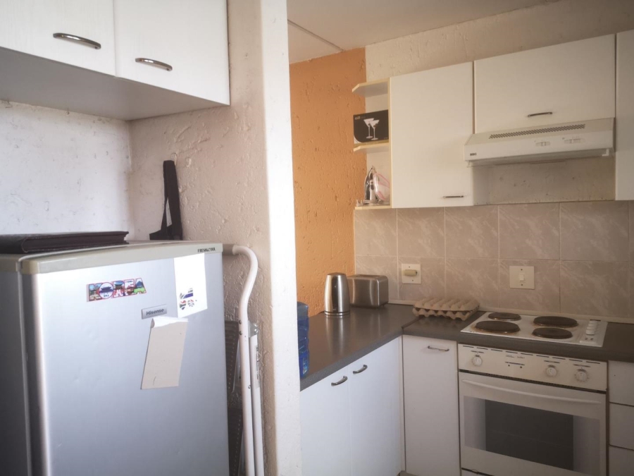 2 Bedroom Property for Sale in Mulbarton Gauteng