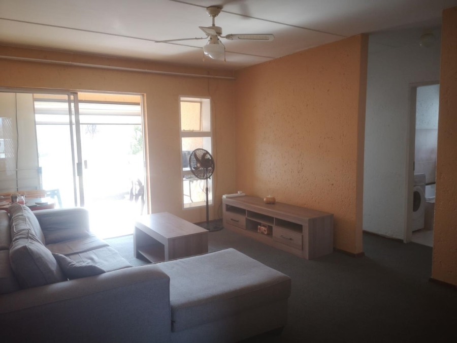 2 Bedroom Property for Sale in Mulbarton Gauteng