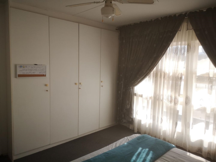 2 Bedroom Property for Sale in Mulbarton Gauteng
