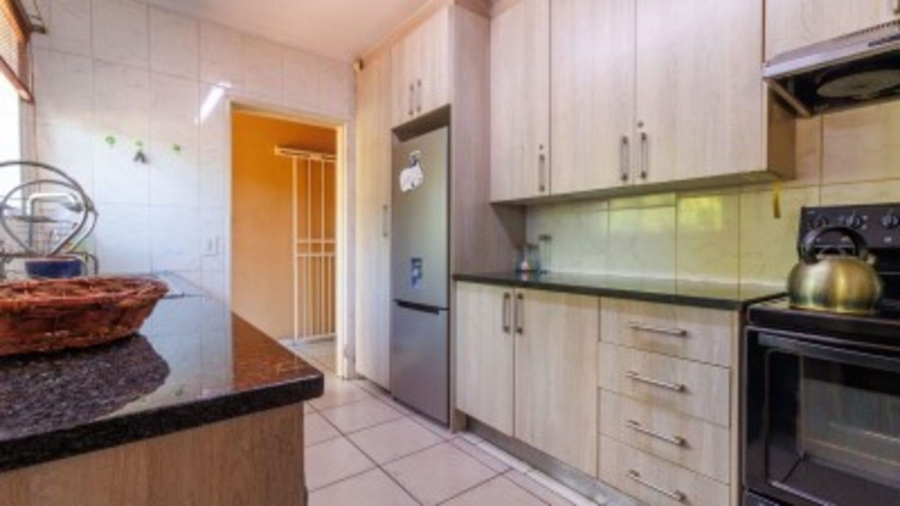 4 Bedroom Property for Sale in Mulbarton Gauteng