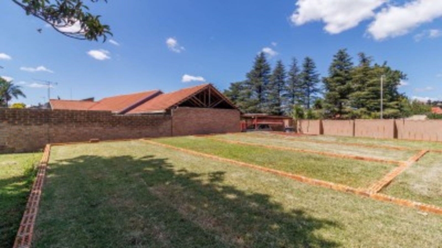4 Bedroom Property for Sale in Mulbarton Gauteng