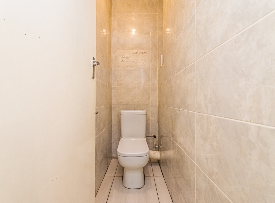 2 Bedroom Property for Sale in Florida Gauteng