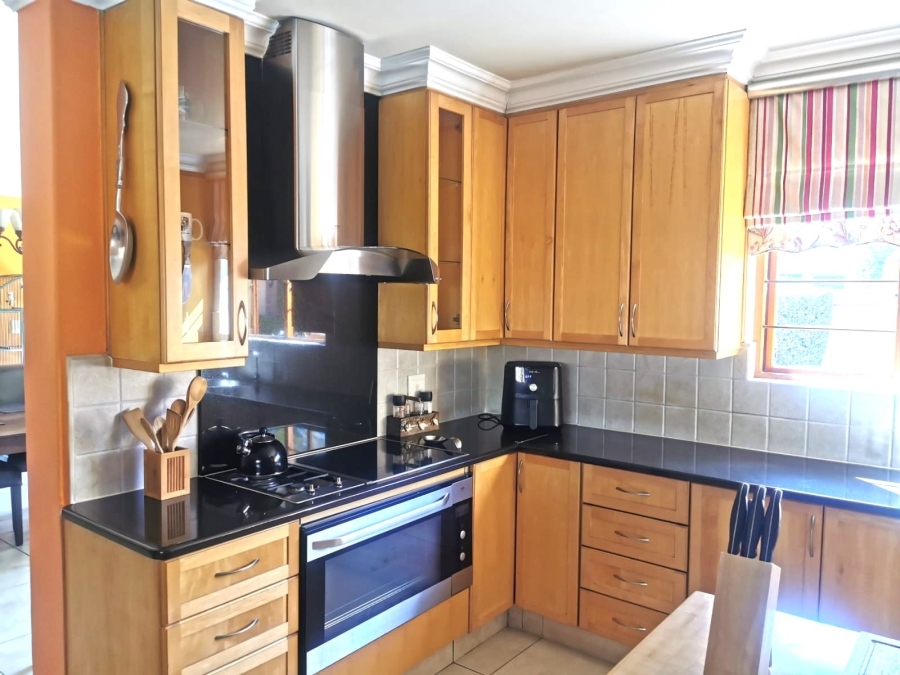 4 Bedroom Property for Sale in Westdene Gauteng