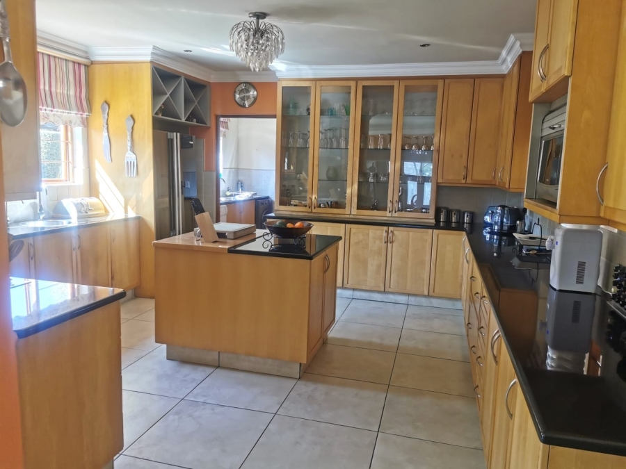 4 Bedroom Property for Sale in Westdene Gauteng