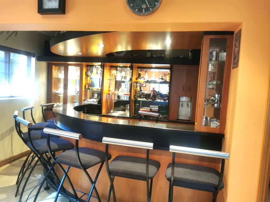 4 Bedroom Property for Sale in Westdene Gauteng