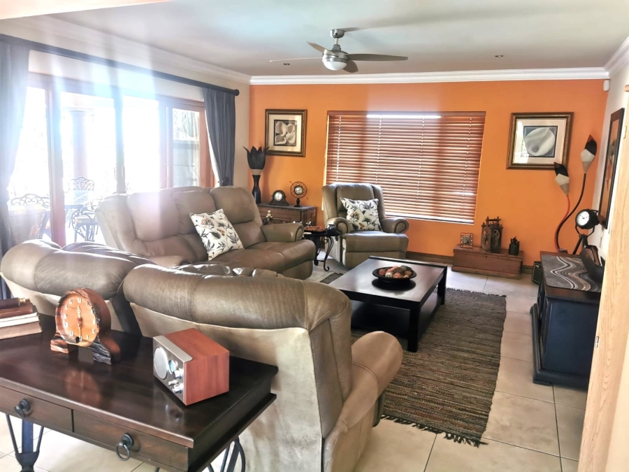 4 Bedroom Property for Sale in Westdene Gauteng