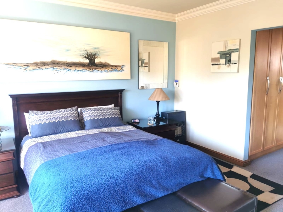 4 Bedroom Property for Sale in Westdene Gauteng