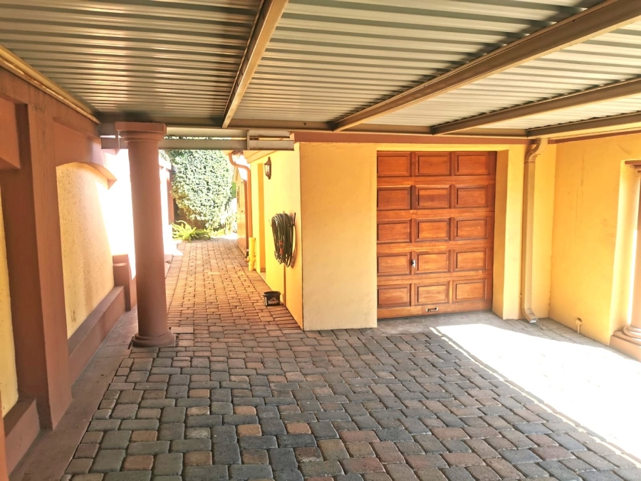 4 Bedroom Property for Sale in Westdene Gauteng