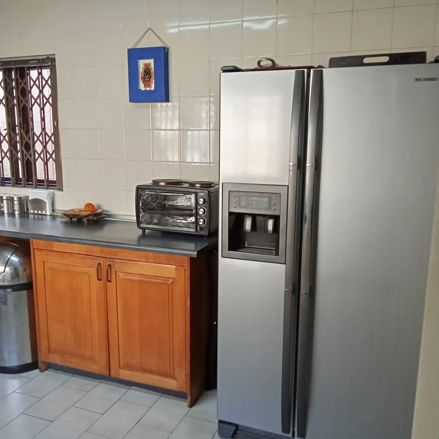 3 Bedroom Property for Sale in Wilro Park Gauteng