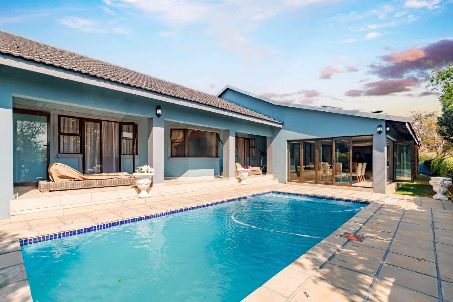 4 Bedroom Property for Sale in Carlswald North Estate Gauteng