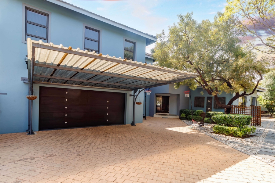 4 Bedroom Property for Sale in Carlswald North Estate Gauteng